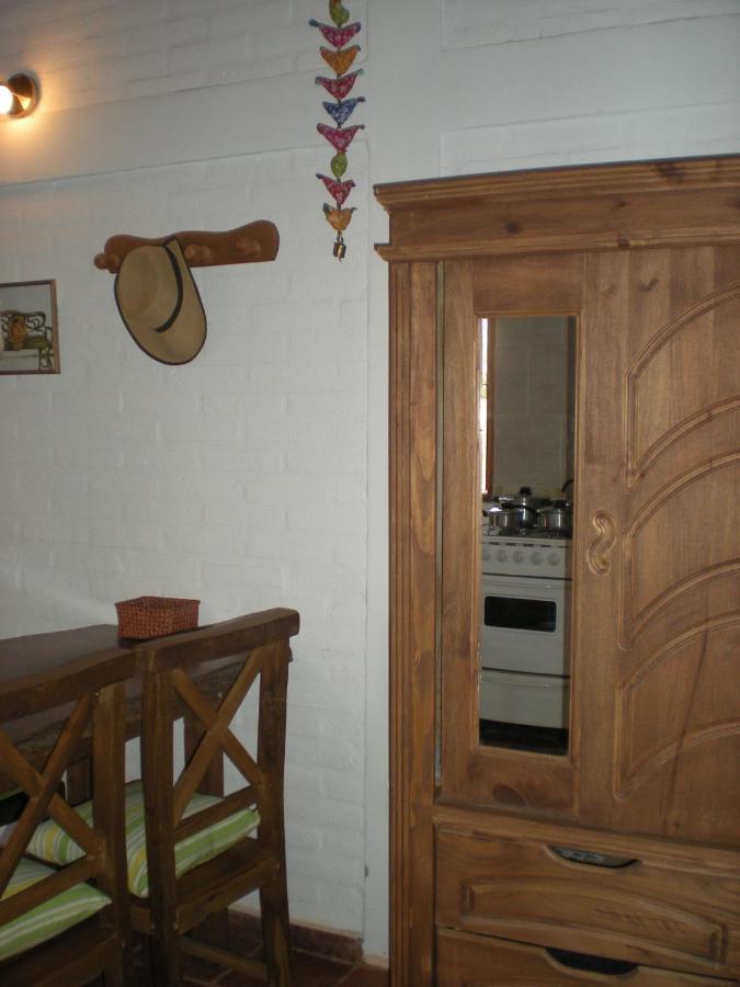 Cabanas Farah Estancia Vieja Ideal Para 2 A 3 Huespedes Villa Carlos Paz Buitenkant foto